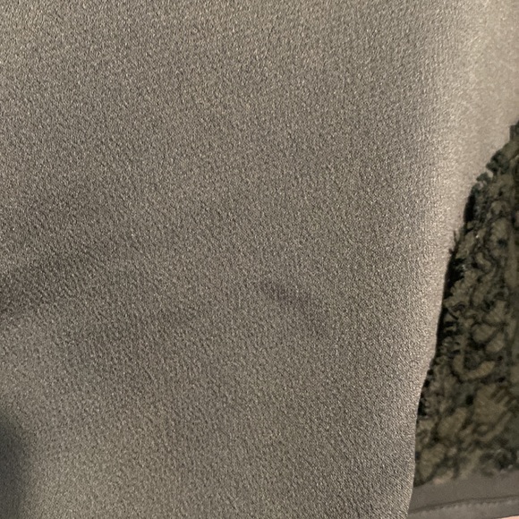 Banana Republic Lace Trim Camisole - Picture 4 of 5